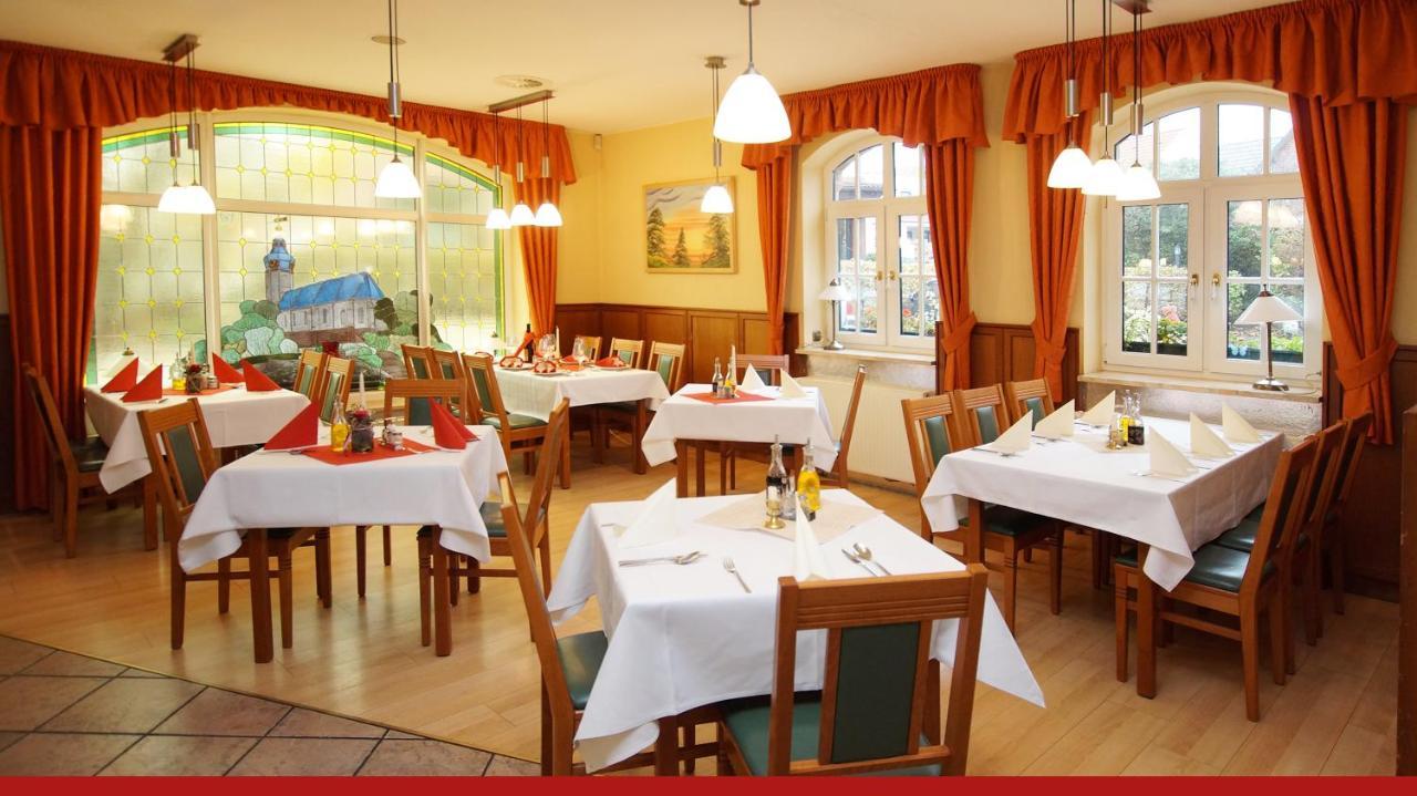 Hotel & Restaurant "Zur Linde" Spergau Exterior foto